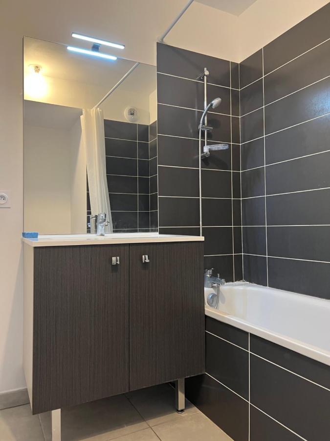 Residence Neuve Le K 10 Mn Gare, Parking , Tram Montpellier Zewnętrze zdjęcie